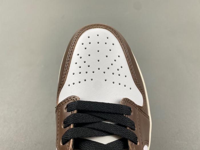Air Jordan 1 Mid  FQ8156-142