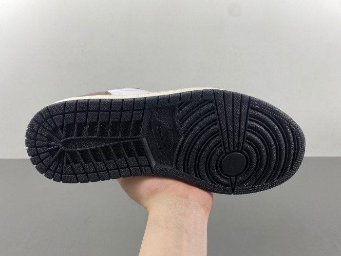 Air Jordan 1 Mid  FQ8156-142