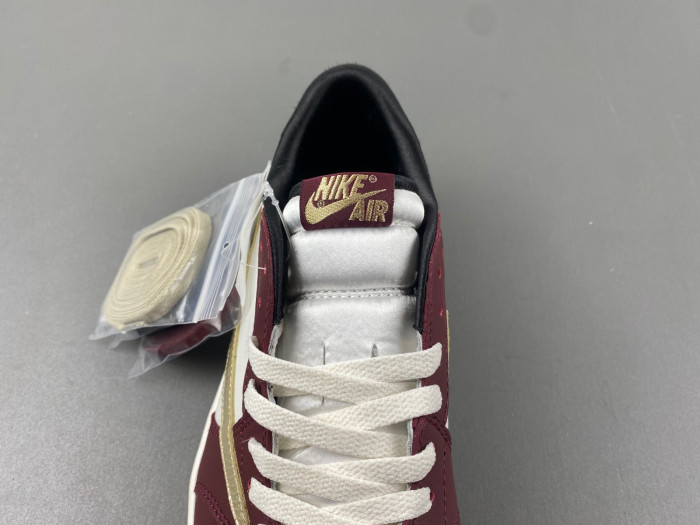 Travis Scott x Air Jordan 1  FJ5735-100