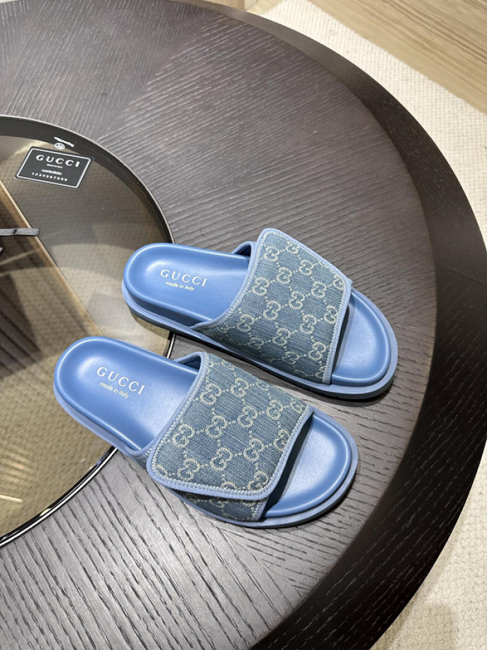 G DESIGNER SLIPPERS