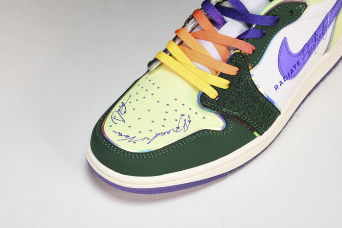 Air Jordan 1 Low OG“Doernbecher”  FD9665-351