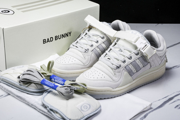 Bad Bunny Forum Low HQ2153