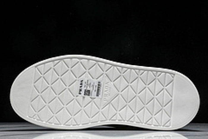 PRA designer sneaker