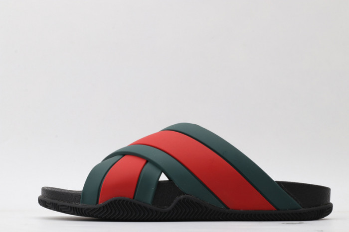 G DESIGNER SLIPPERS