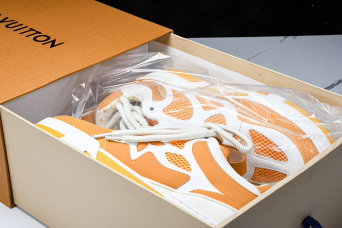 L&V SNEAKERS