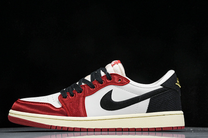 Jordan 1 Retro Low OG Trophy Room Away  FN0432-100