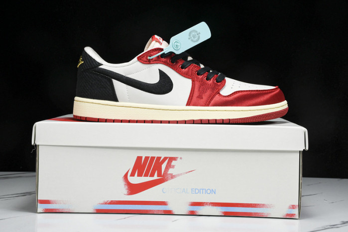Jordan 1 Retro Low OG Trophy Room Away  FN0432-100