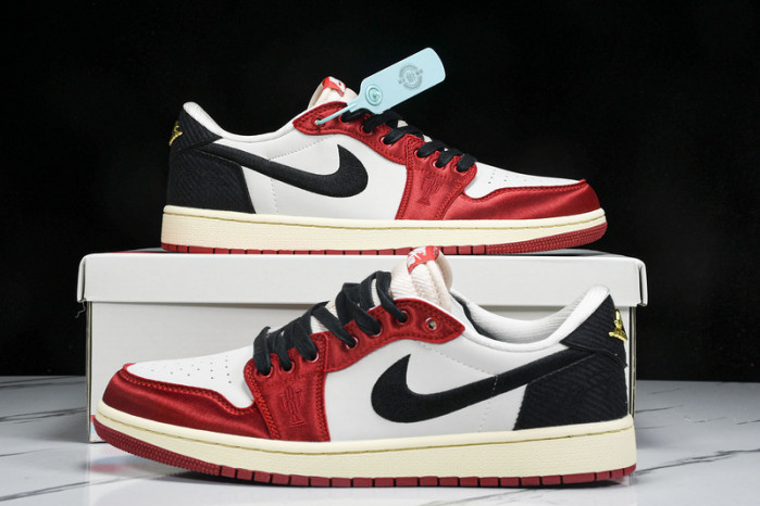 Jordan 1 Retro Low OG Trophy Room Away  FN0432-100