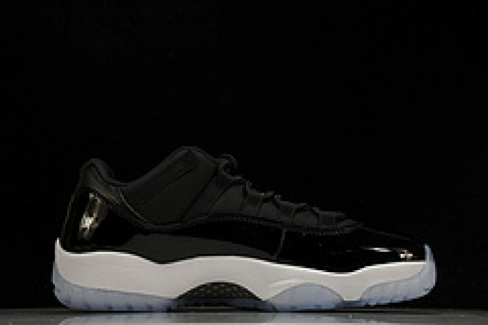 Air Jordan 11 Low "Space Jam"  FV5104-004