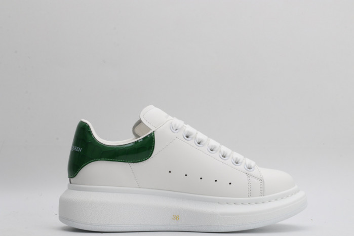 Alexander McQueen sneaker