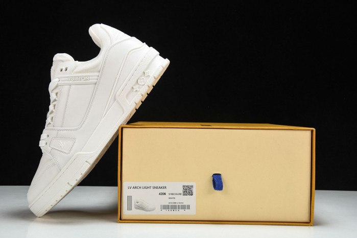 L&V SNEAKERS