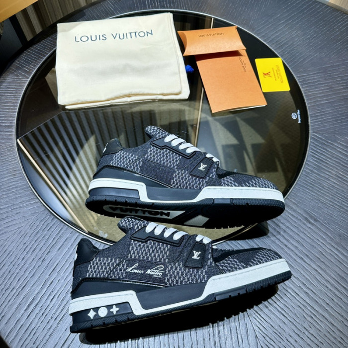 L&V SNEAKERS