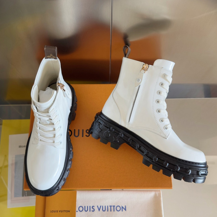 L&V SNEAKERS