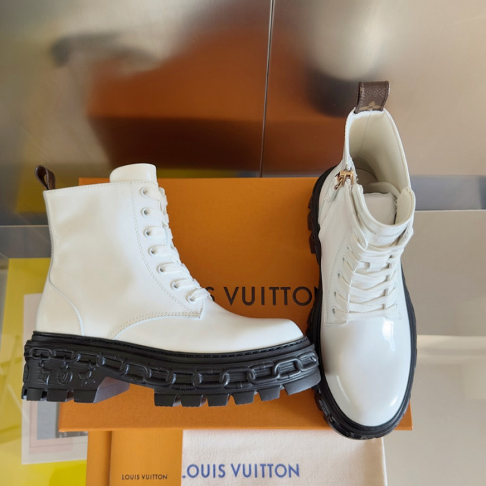 L&V SNEAKERS