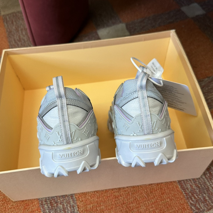 L&V SNEAKERS