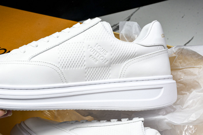 L&V SNEAKERS