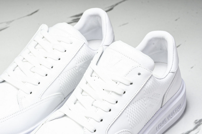 L&V SNEAKERS
