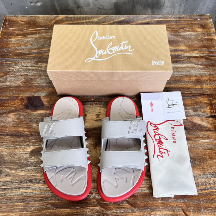 CL SLIPPERS