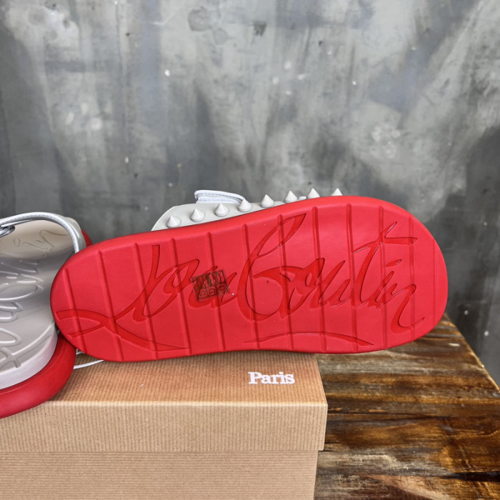 CL SLIPPERS