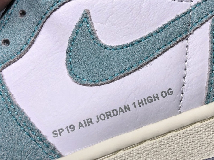 AIR JORDAN 1 RETRO HIGH OG