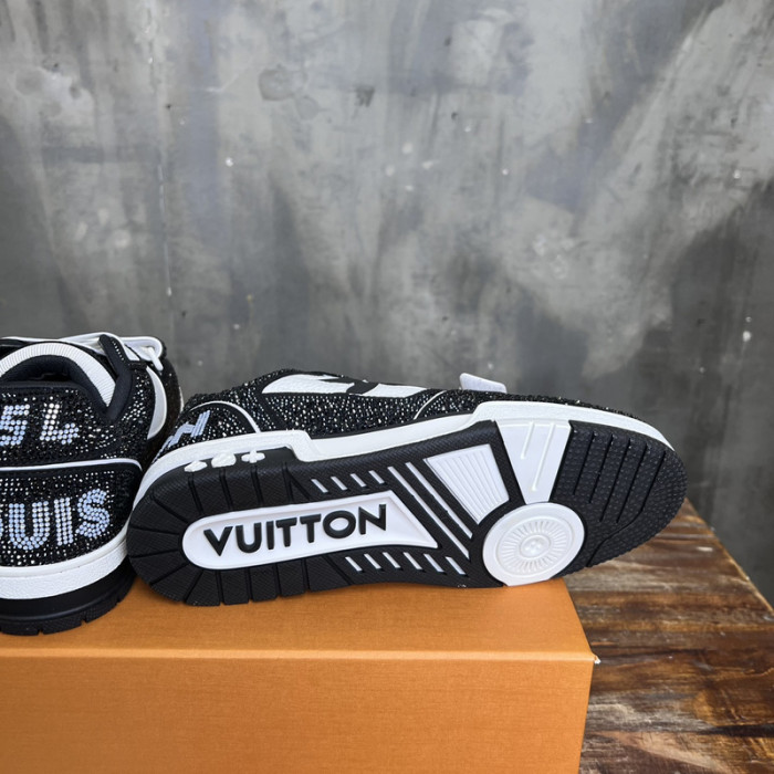 L&V SNEAKERS