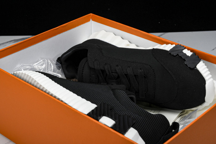 HER_MERS  SNEAKER