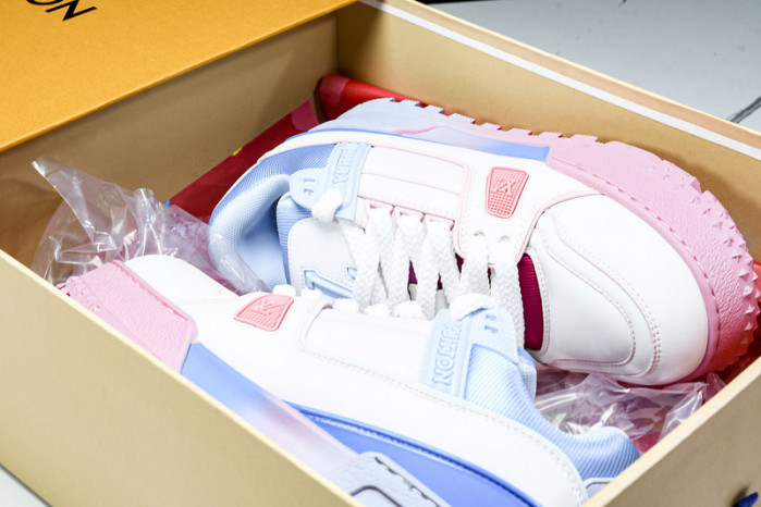 L&V SNEAKERS