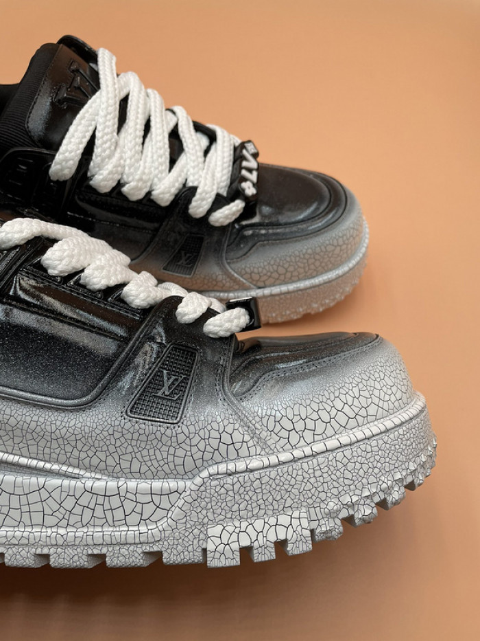 L&V SNEAKERS