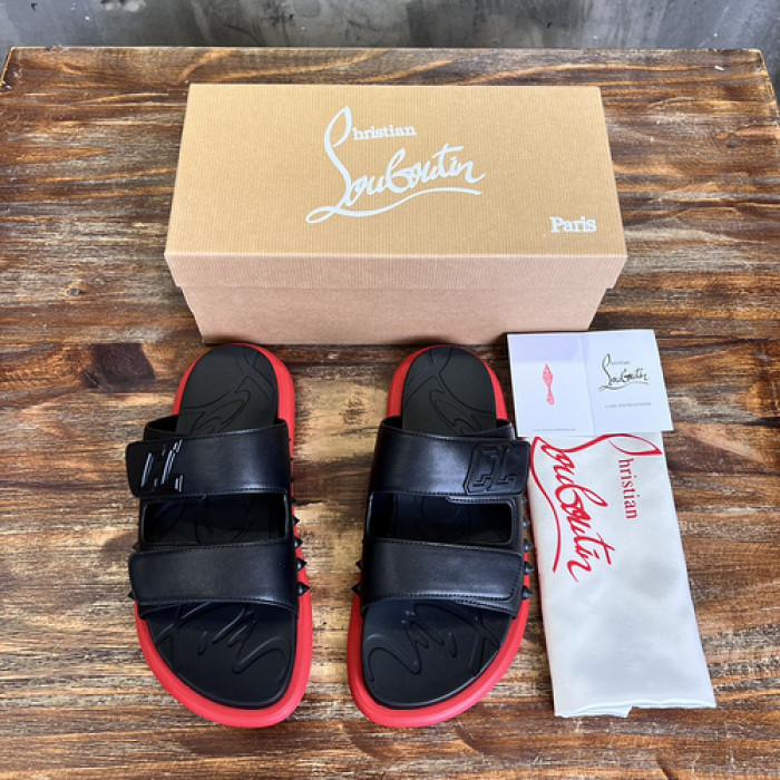 CL SLIPPERS