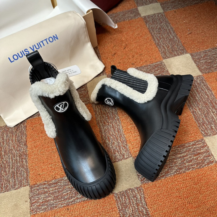 L&V SNEAKERS