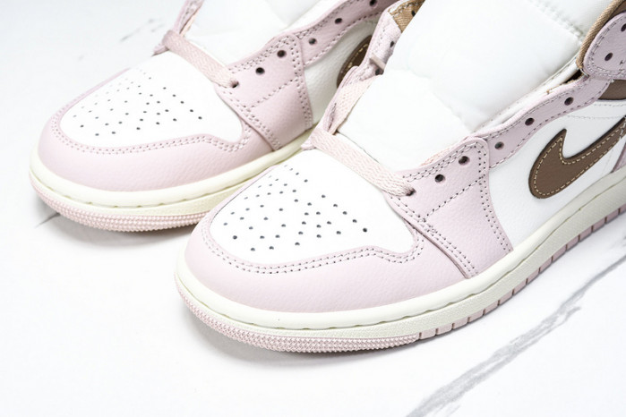 Air Jordan 1 Mid Feasts BQ6472-620