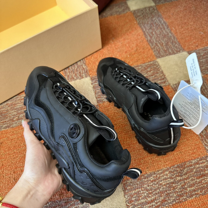 L&V SNEAKERS