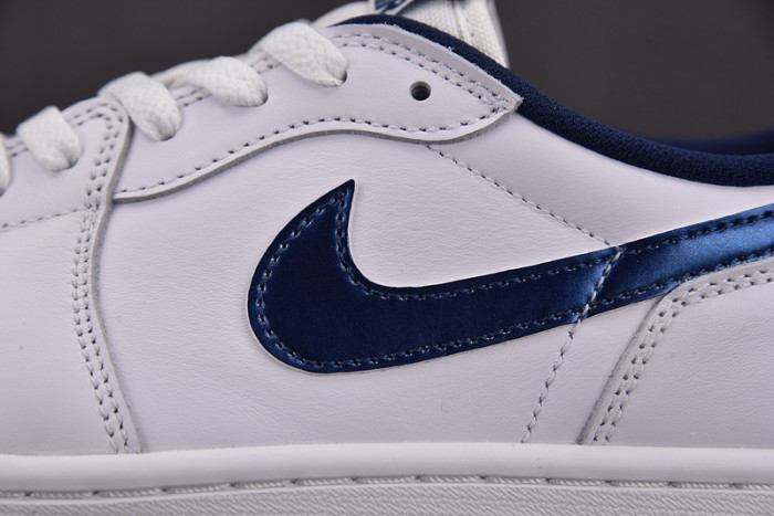 Air Jordan 1 Retro Low
