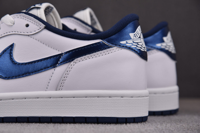 Air Jordan 1 Retro Low