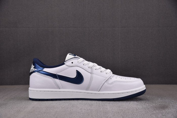 Air Jordan 1 Retro Low