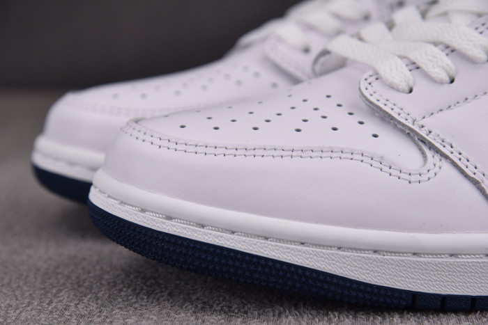 Air Jordan 1 Retro Low