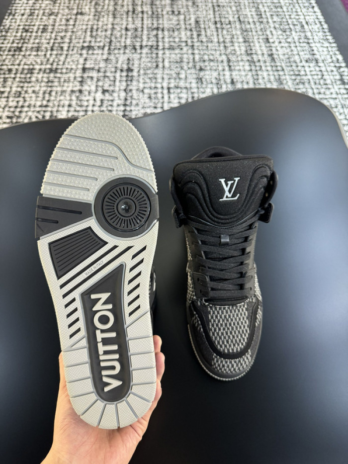 L&V SNEAKERS
