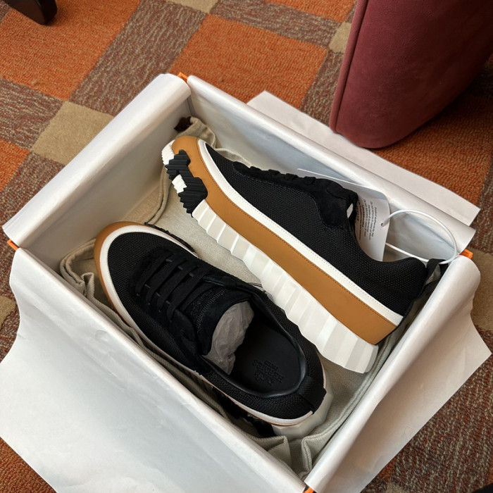 HER_MERS  SNEAKER