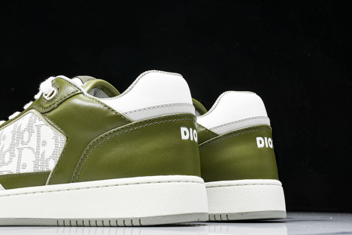DI*O*R B27 PANKICK