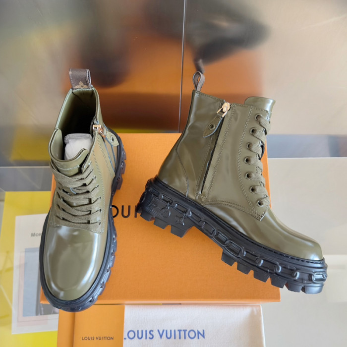L&V SNEAKERS