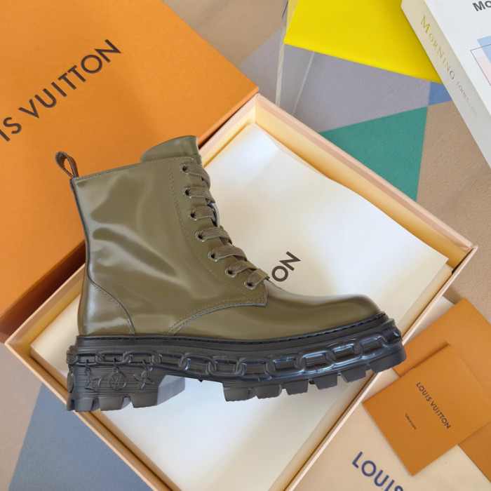 L&V SNEAKERS