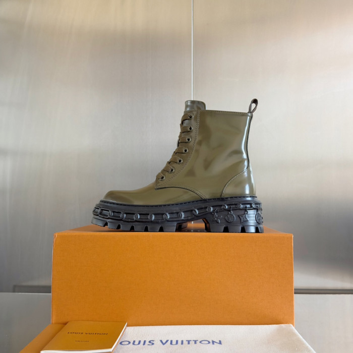 L&V SNEAKERS