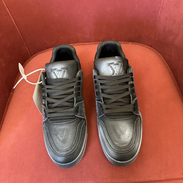 L&V SNEAKERS