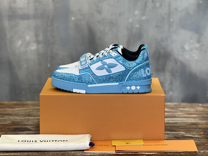 L&V SNEAKERS