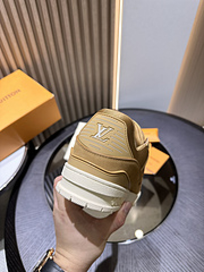 L&V SNEAKERS