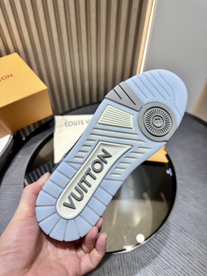 L&V SNEAKERS