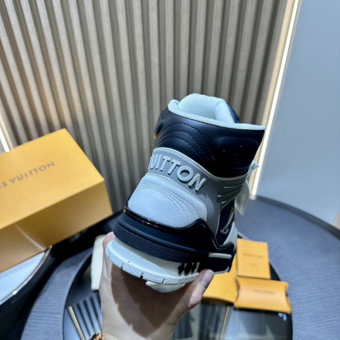 L&V SNEAKERS