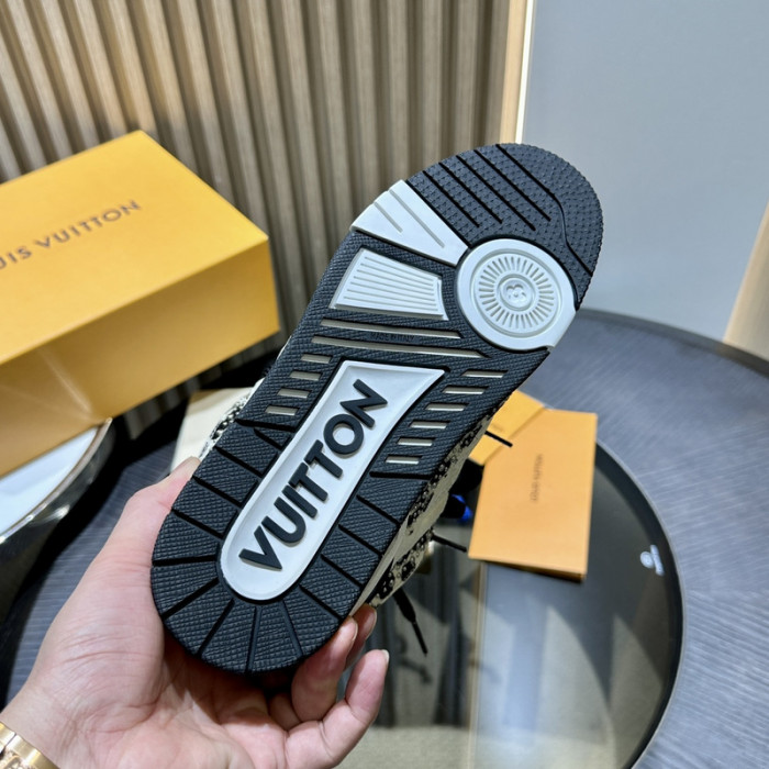 L&V SNEAKERS