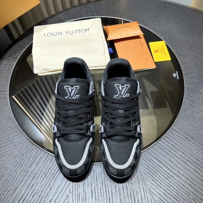 L&V SNEAKERS