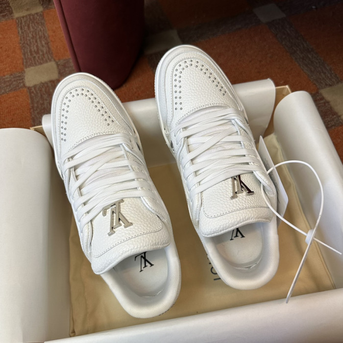 L&V SNEAKERS